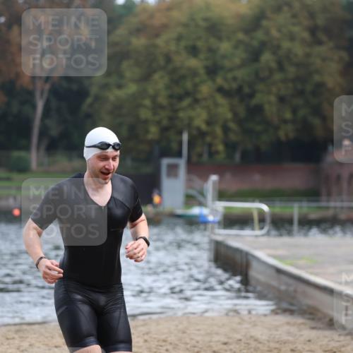 13.09.2026 - Stadtparktriathlon Mo-Foto http://msf.ph/oto/10256112 13.09.2026 10:37:45 Schwimmen 579 meine-sportfotos.de