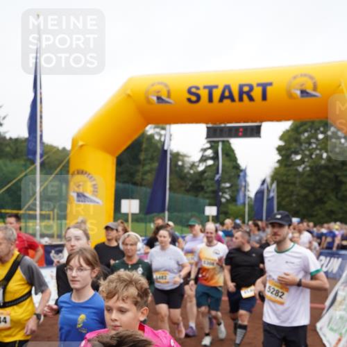 13.09.2026 - Airport Race Dennis Weichert http://msf.ph/oto/10256113 13.09.2026 10:01:09 Laufen  meine-sportfotos.de