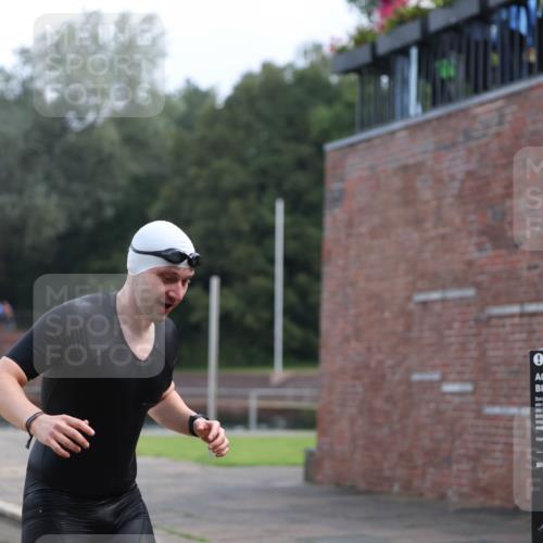 13.09.2026 - Stadtparktriathlon Mo-Foto http://msf.ph/oto/10256119 13.09.2026 10:37:45 Schwimmen 579 meine-sportfotos.de
