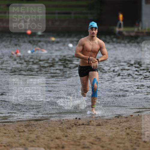 13.09.2026 - Stadtparktriathlon Mo-Foto http://msf.ph/oto/10256152 13.09.2026 10:48:53 Schwimmen 666 meine-sportfotos.de