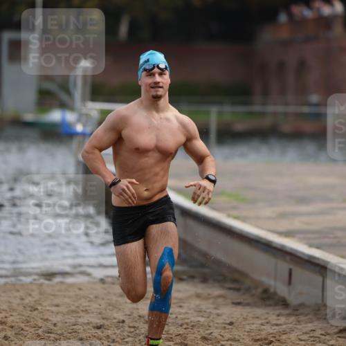 13.09.2026 - Stadtparktriathlon Mo-Foto http://msf.ph/oto/10256168 13.09.2026 10:48:55 Schwimmen 666 meine-sportfotos.de