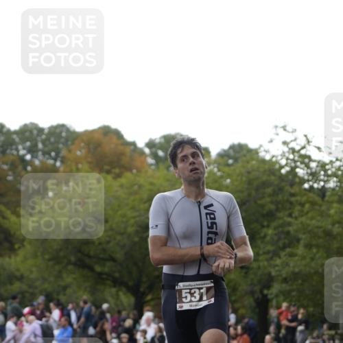 13.09.2026 - Stadtparktriathlon Patografie http://msf.ph/oto/10256184 13.09.2026 11:36:56 Ziel 342, 531 meine-sportfotos.de