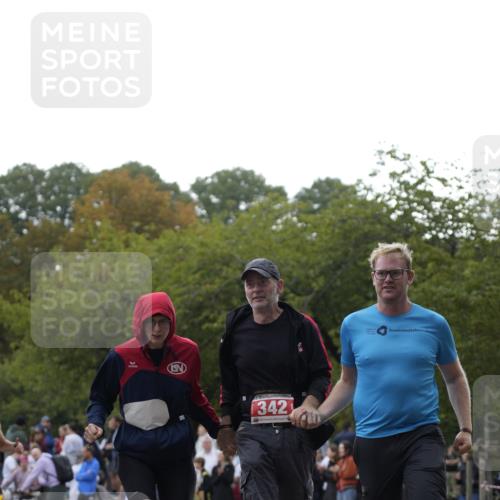 13.09.2026 - Stadtparktriathlon Patografie http://msf.ph/oto/10256192 13.09.2026 11:37:04 Ziel 342, 420, 582, 584 meine-sportfotos.de