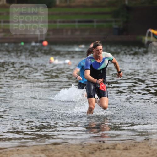 13.09.2026 - Stadtparktriathlon Mo-Foto http://msf.ph/oto/10256200 13.09.2026 10:49:17 Schwimmen 622, 691 meine-sportfotos.de