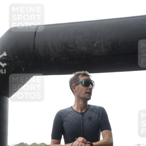 13.09.2026 - Stadtparktriathlon Patografie http://msf.ph/oto/10256201 13.09.2026 11:37:09 Ziel 342, 420, 490, 582, 584 meine-sportfotos.de