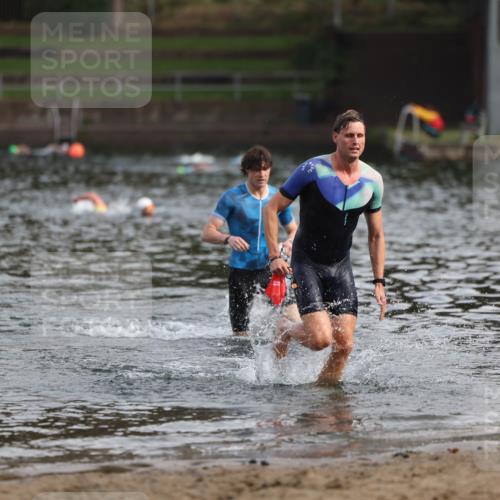 13.09.2026 - Stadtparktriathlon Mo-Foto http://msf.ph/oto/10256202 13.09.2026 10:49:18 Schwimmen 622, 691 meine-sportfotos.de