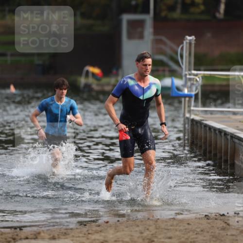 13.09.2026 - Stadtparktriathlon Mo-Foto http://msf.ph/oto/10256209 13.09.2026 10:49:19 Schwimmen 622, 691 meine-sportfotos.de
