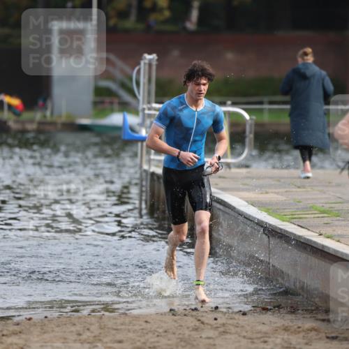13.09.2026 - Stadtparktriathlon Mo-Foto http://msf.ph/oto/10256227 13.09.2026 10:49:22 Schwimmen 622, 691 meine-sportfotos.de