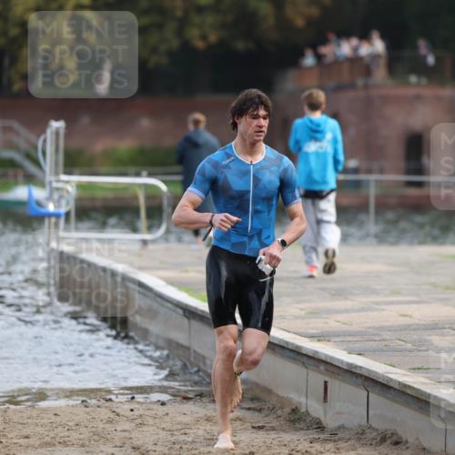 13.09.2026 - Stadtparktriathlon Mo-Foto http://msf.ph/oto/10256240 13.09.2026 10:49:23 Schwimmen 622, 691 meine-sportfotos.de