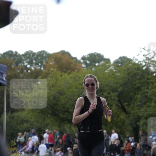 13.09.2026 - Stadtparktriathlon Patografie http://msf.ph/oto/10256251 13.09.2026 11:37:54 Ziel 387 meine-sportfotos.de