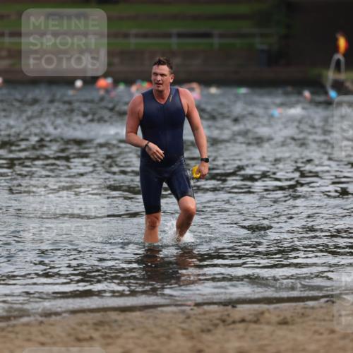 13.09.2026 - Stadtparktriathlon Mo-Foto http://msf.ph/oto/10256277 13.09.2026 10:49:55 Schwimmen 685 meine-sportfotos.de