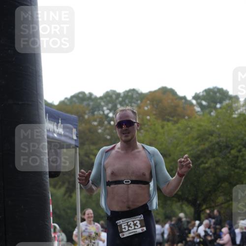 13.09.2026 - Stadtparktriathlon Patografie http://msf.ph/oto/10256279 13.09.2026 11:38:14 Ziel 362, 392, 533 meine-sportfotos.de