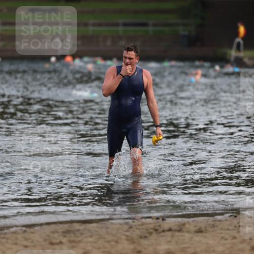 13.09.2026 - Stadtparktriathlon Mo-Foto http://msf.ph/oto/10256280 13.09.2026 10:49:56 Schwimmen 685 meine-sportfotos.de