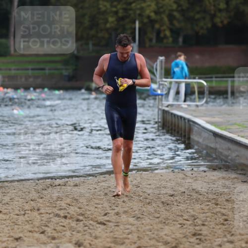 13.09.2026 - Stadtparktriathlon Mo-Foto http://msf.ph/oto/10256289 13.09.2026 10:50:02 Schwimmen 685 meine-sportfotos.de