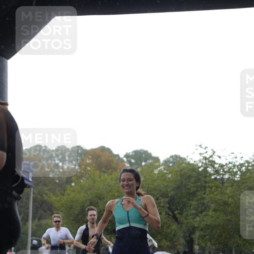 13.09.2026 - Stadtparktriathlon Patografie http://msf.ph/oto/10256313 13.09.2026 11:38:38 Ziel 353, 378, 386, 483, 523, 529 meine-sportfotos.de