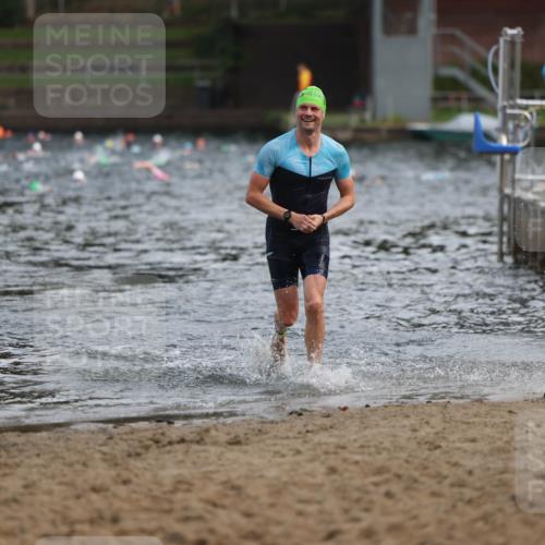 13.09.2026 - Stadtparktriathlon Mo-Foto http://msf.ph/oto/10256328 13.09.2026 10:50:26 Schwimmen 672 meine-sportfotos.de