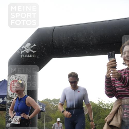 13.09.2026 - Stadtparktriathlon Patografie http://msf.ph/oto/10256330 13.09.2026 11:38:43 Ziel 386, 413, 483, 523, 529, 539 meine-sportfotos.de