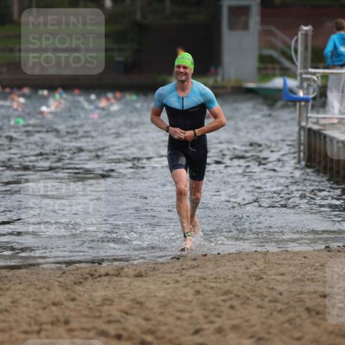 13.09.2026 - Stadtparktriathlon Mo-Foto http://msf.ph/oto/10256331 13.09.2026 10:50:26 Schwimmen 672 meine-sportfotos.de