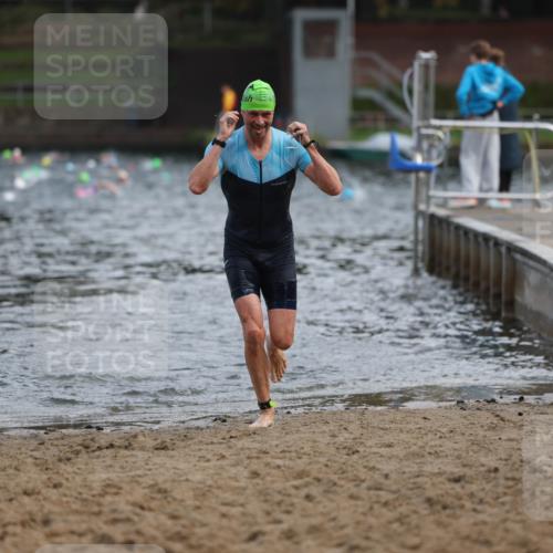 13.09.2026 - Stadtparktriathlon Mo-Foto http://msf.ph/oto/10256335 13.09.2026 10:50:27 Schwimmen 672 meine-sportfotos.de