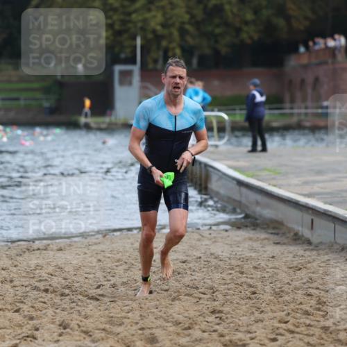 13.09.2026 - Stadtparktriathlon Mo-Foto http://msf.ph/oto/10256347 13.09.2026 10:50:30 Schwimmen 672 meine-sportfotos.de