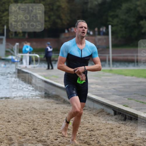 13.09.2026 - Stadtparktriathlon Mo-Foto http://msf.ph/oto/10256354 13.09.2026 10:50:30 Schwimmen 672 meine-sportfotos.de