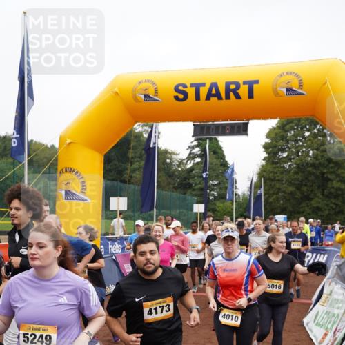 13.09.2026 - Airport Race Dennis Weichert http://msf.ph/oto/10256357 13.09.2026 10:01:22 Laufen  meine-sportfotos.de