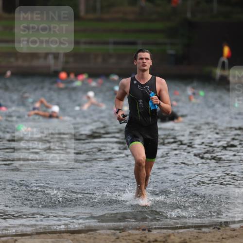 13.09.2026 - Stadtparktriathlon Mo-Foto http://msf.ph/oto/10256362 13.09.2026 10:50:47 Schwimmen 688 meine-sportfotos.de