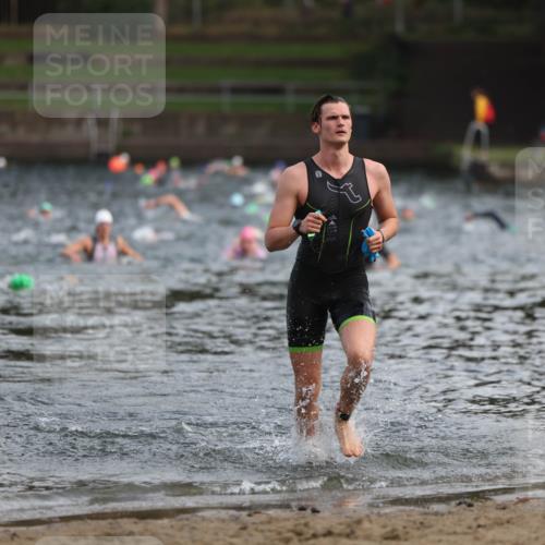 13.09.2026 - Stadtparktriathlon Mo-Foto http://msf.ph/oto/10256364 13.09.2026 10:50:47 Schwimmen 688 meine-sportfotos.de
