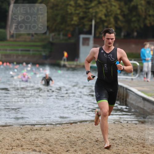 13.09.2026 - Stadtparktriathlon Mo-Foto http://msf.ph/oto/10256371 13.09.2026 10:50:50 Schwimmen 688 meine-sportfotos.de
