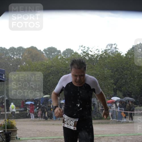 13.09.2026 - Stadtparktriathlon Patografie http://msf.ph/oto/10256382 13.09.2026 11:39:54 Ziel 431, 566 meine-sportfotos.de