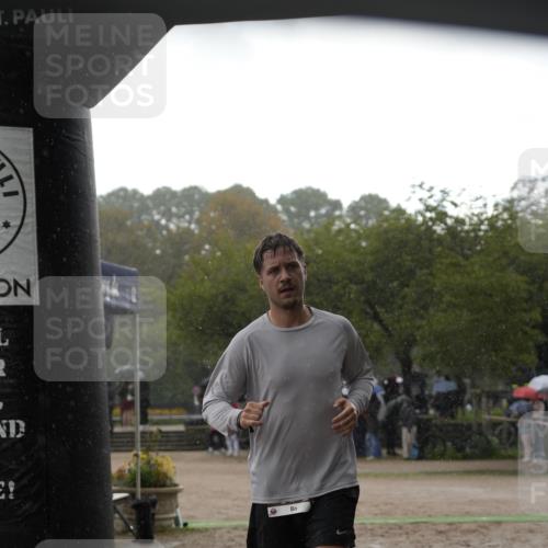 13.09.2026 - Stadtparktriathlon Patografie http://msf.ph/oto/10256392 13.09.2026 11:40:08 Ziel 461, 479 meine-sportfotos.de
