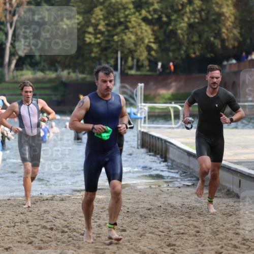 13.09.2026 - Stadtparktriathlon Mo-Foto http://msf.ph/oto/10256401 13.09.2026 10:51:10 Schwimmen 611, 621, 670, 683, 708, 1799 meine-sportfotos.de