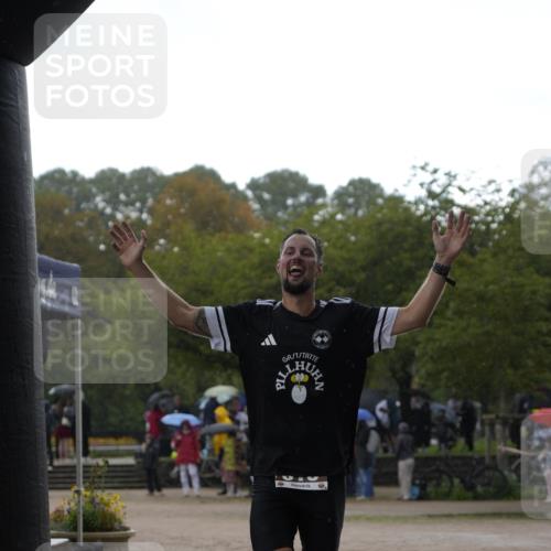 13.09.2026 - Stadtparktriathlon Patografie http://msf.ph/oto/10256409 13.09.2026 11:40:24 Ziel 518 meine-sportfotos.de