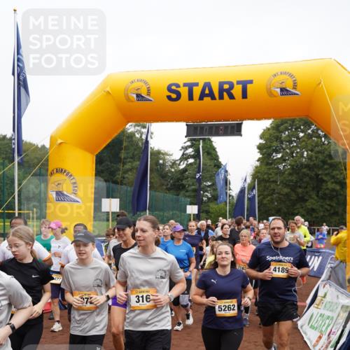 13.09.2026 - Airport Race Dennis Weichert http://msf.ph/oto/10256413 13.09.2026 10:01:24 Laufen  meine-sportfotos.de