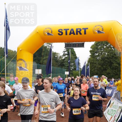 13.09.2026 - Airport Race Dennis Weichert http://msf.ph/oto/10256417 13.09.2026 10:01:25 Laufen  meine-sportfotos.de