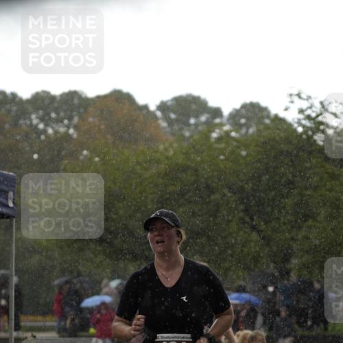13.09.2026 - Stadtparktriathlon Patografie http://msf.ph/oto/10256432 13.09.2026 11:40:44 Ziel 404, 452, 464, 472, 575 meine-sportfotos.de