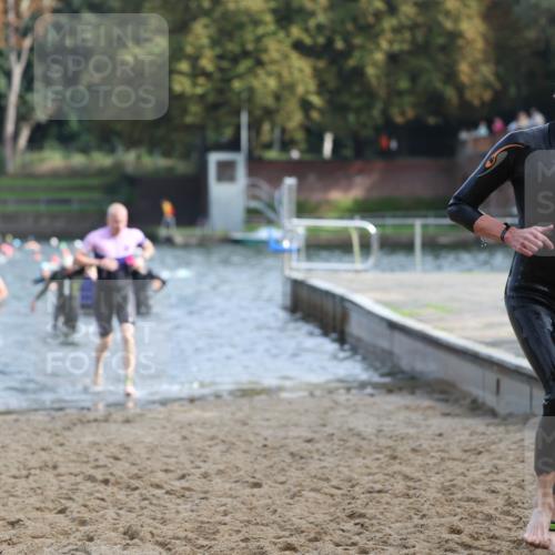 13.09.2026 - Stadtparktriathlon Mo-Foto http://msf.ph/oto/10256433 13.09.2026 10:51:16 Schwimmen 611, 621, 634, 635, 670, 679, 683, 1799 meine-sportfotos.de
