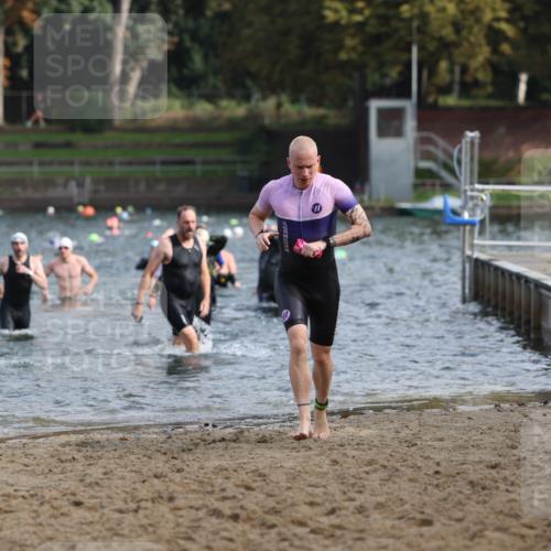 13.09.2026 - Stadtparktriathlon Mo-Foto http://msf.ph/oto/10256443 13.09.2026 10:51:18 Schwimmen 598, 611, 621, 634, 635, 639, 640, 679, 683 meine-sportfotos.de