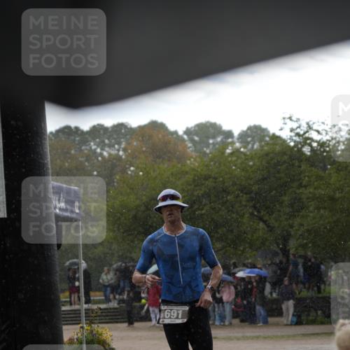 13.09.2026 - Stadtparktriathlon Patografie http://msf.ph/oto/10256464 13.09.2026 11:40:55 Ziel 404, 452, 691 meine-sportfotos.de