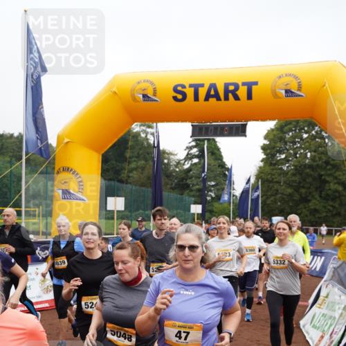 13.09.2026 - Airport Race Dennis Weichert http://msf.ph/oto/10256480 13.09.2026 10:01:27 Laufen  meine-sportfotos.de