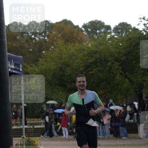 13.09.2026 - Stadtparktriathlon Patografie http://msf.ph/oto/10256488 13.09.2026 11:42:04 Ziel 546, 777 meine-sportfotos.de