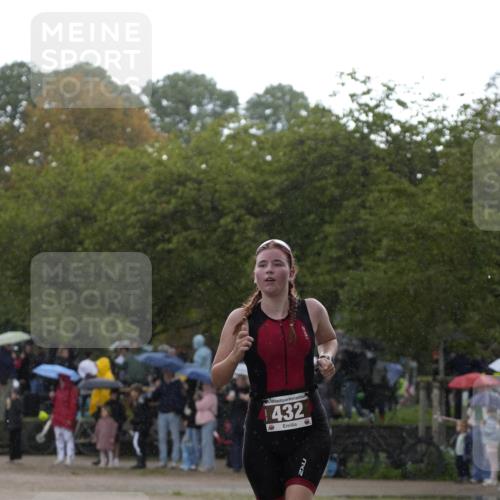 13.09.2026 - Stadtparktriathlon Patografie http://msf.ph/oto/10256502 13.09.2026 11:42:14 Ziel 432, 777 meine-sportfotos.de