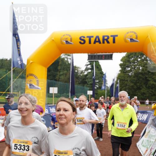 13.09.2026 - Airport Race Dennis Weichert http://msf.ph/oto/10256504 13.09.2026 10:01:29 Laufen  meine-sportfotos.de