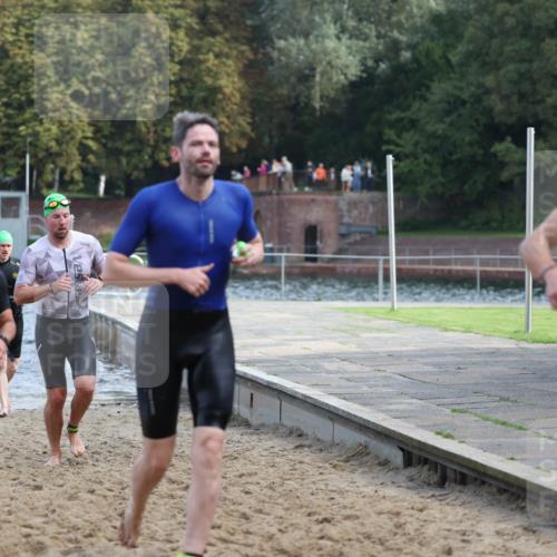 13.09.2026 - Stadtparktriathlon Mo-Foto http://msf.ph/oto/10256524 13.09.2026 10:51:36 Schwimmen 595, 598, 600, 603, 619, 632, 633, 639, 640, 656, 660, 671, 696, 702 meine-sportfotos.de