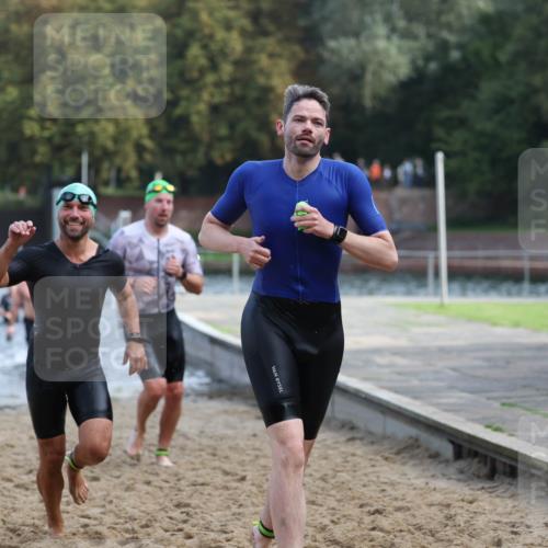 13.09.2026 - Stadtparktriathlon Mo-Foto http://msf.ph/oto/10256526 13.09.2026 10:51:36 Schwimmen 595, 598, 600, 603, 619, 632, 633, 639, 640, 656, 660, 671, 696, 702 meine-sportfotos.de