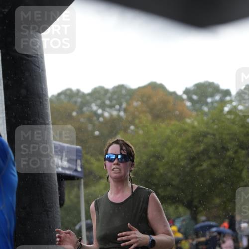 13.09.2026 - Stadtparktriathlon Patografie http://msf.ph/oto/10256527 13.09.2026 11:42:31 Ziel 422, 457, 484 meine-sportfotos.de