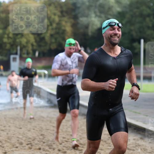 13.09.2026 - Stadtparktriathlon Mo-Foto http://msf.ph/oto/10256536 13.09.2026 10:51:37 Schwimmen 595, 600, 603, 619, 632, 633, 644, 656, 660, 671, 696, 702 meine-sportfotos.de