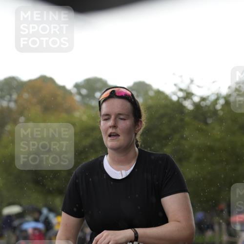 13.09.2026 - Stadtparktriathlon Patografie http://msf.ph/oto/10256541 13.09.2026 11:42:39 Ziel 422 meine-sportfotos.de
