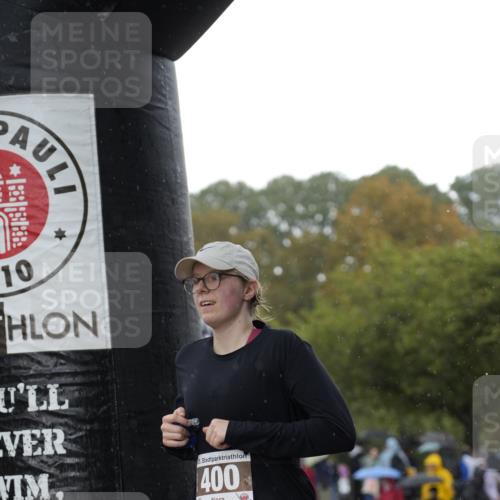 13.09.2026 - Stadtparktriathlon Patografie http://msf.ph/oto/10256558 13.09.2026 11:43:06 Ziel 400 meine-sportfotos.de