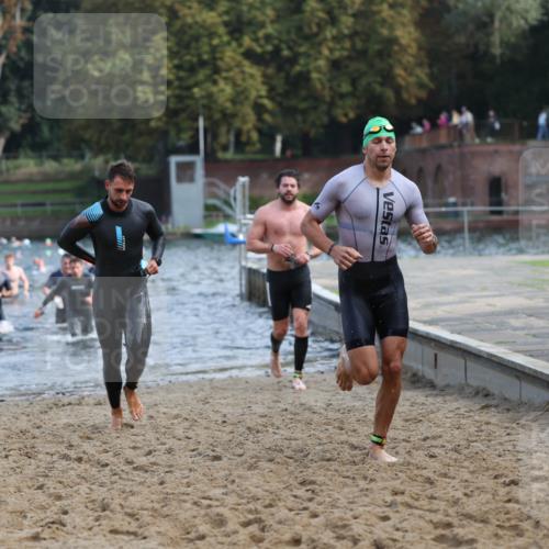 13.09.2026 - Stadtparktriathlon Mo-Foto http://msf.ph/oto/10256560 13.09.2026 10:51:41 Schwimmen 595, 603, 633, 644, 646, 656, 660, 664, 671, 686, 697, 702 meine-sportfotos.de